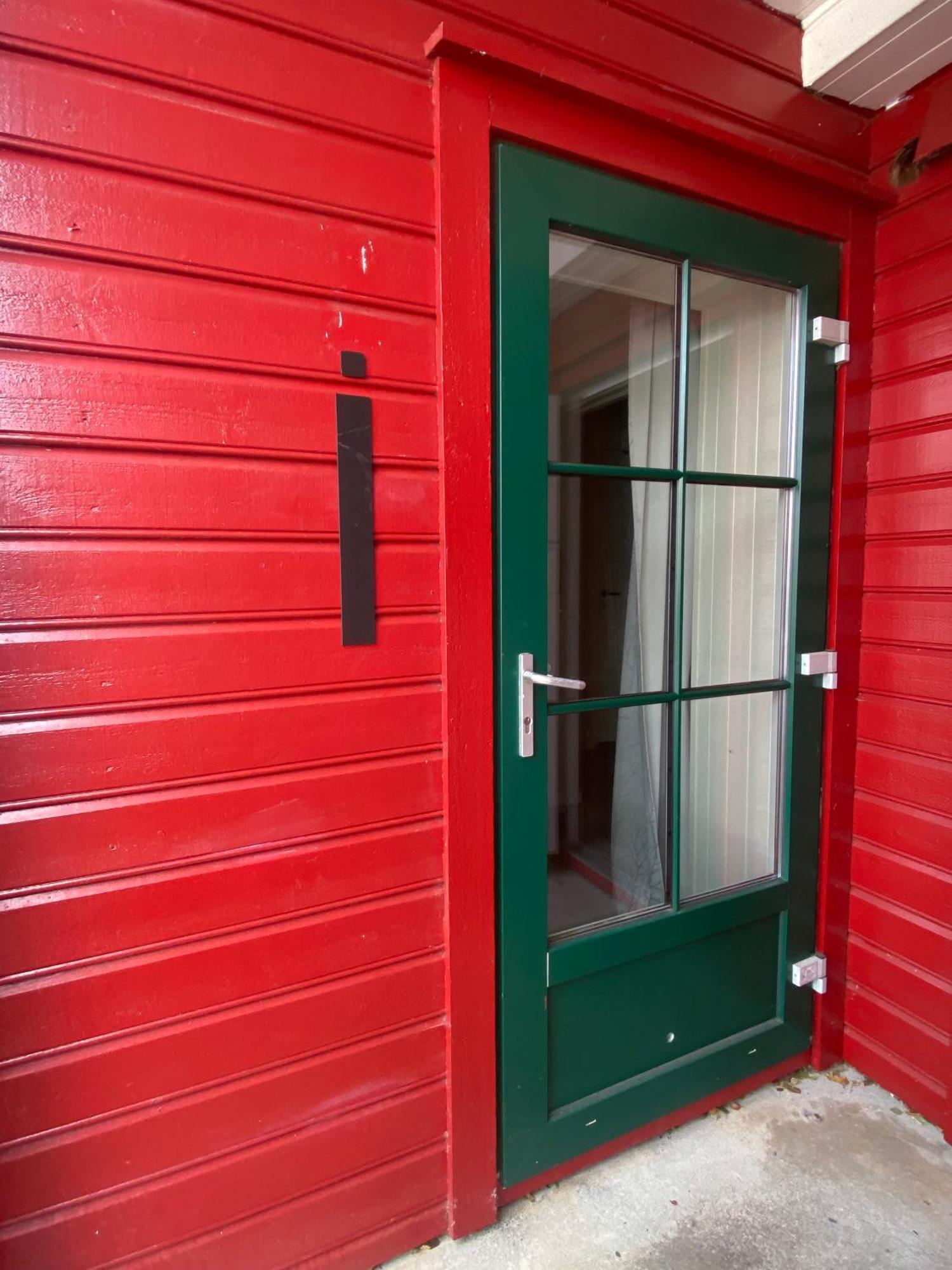 Sjoberg Hotell Og Ferie Leiligheter Østhusvik Exterior foto