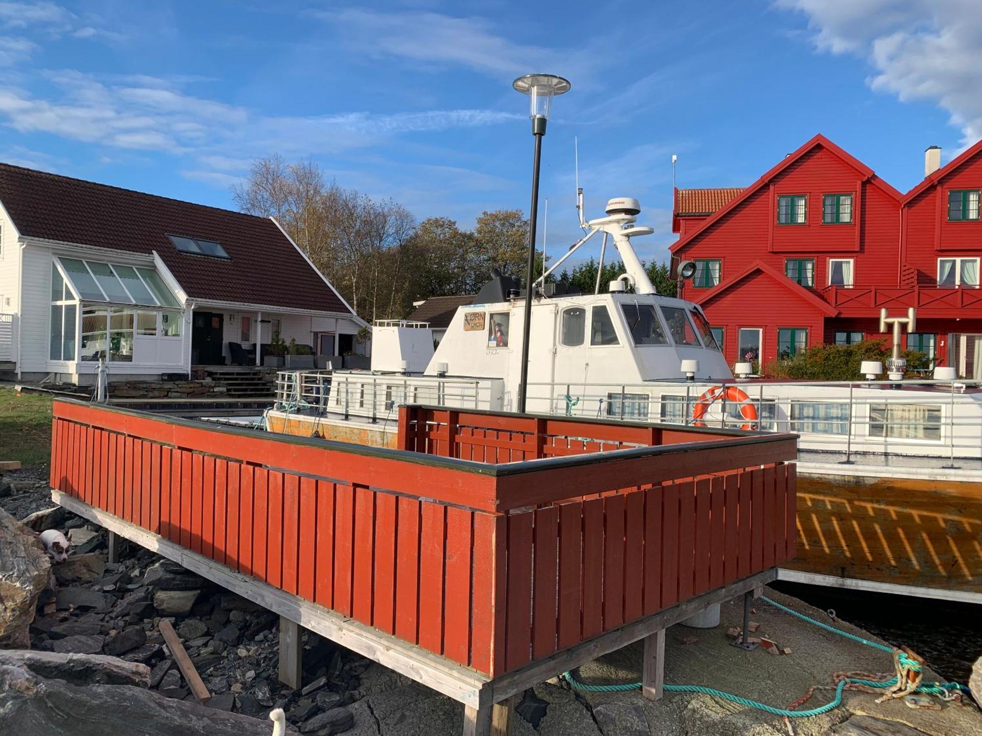 Sjoberg Hotell Og Ferie Leiligheter Østhusvik Exterior foto