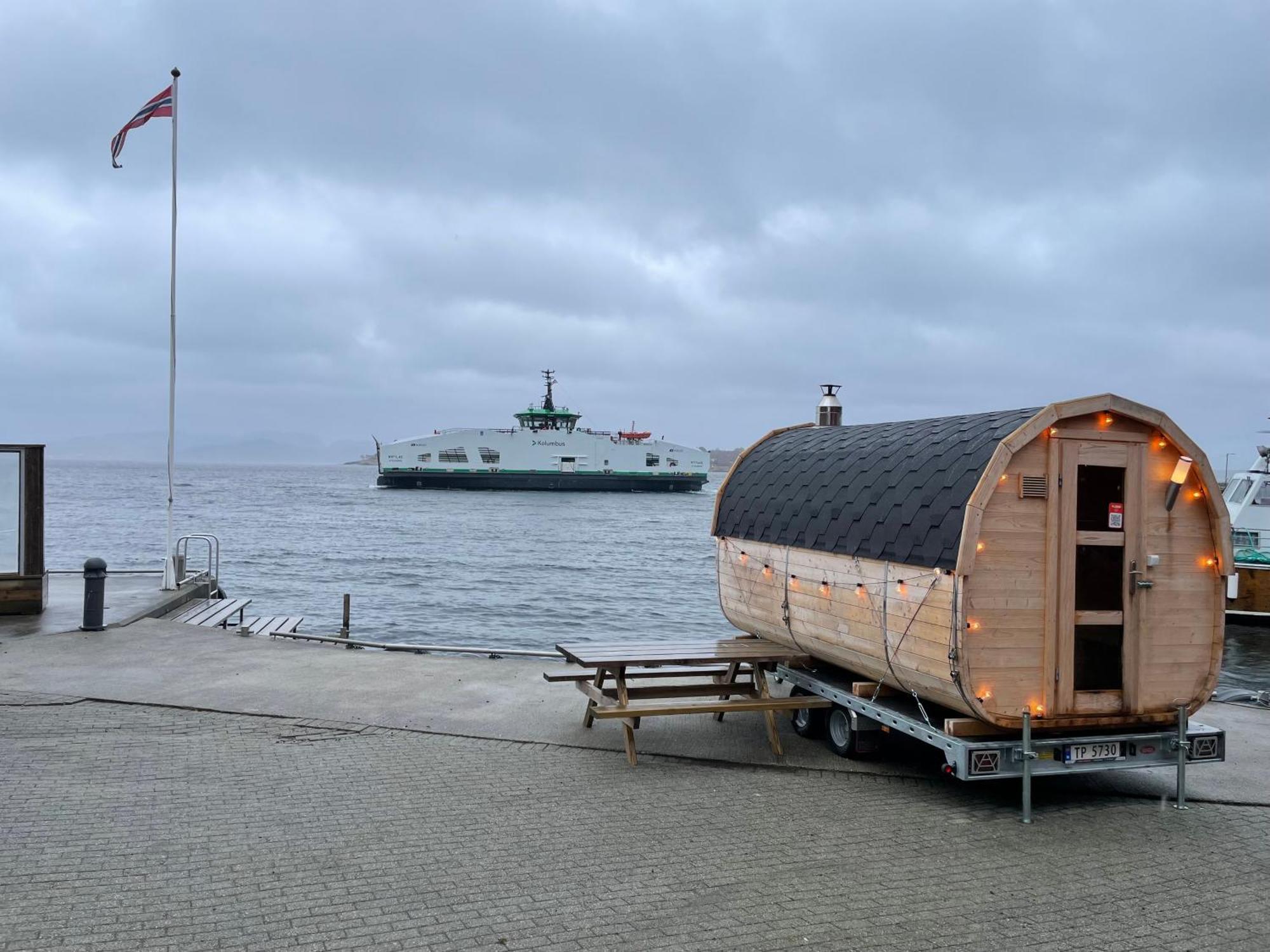 Sjoberg Hotell Og Ferie Leiligheter Østhusvik Exterior foto