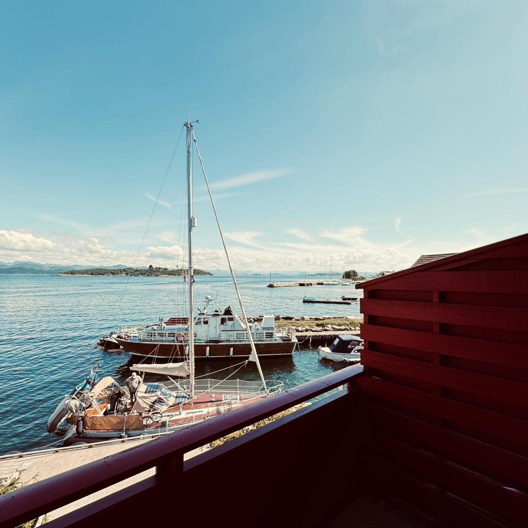 Sjoberg Hotell Og Ferie Leiligheter Østhusvik Exterior foto