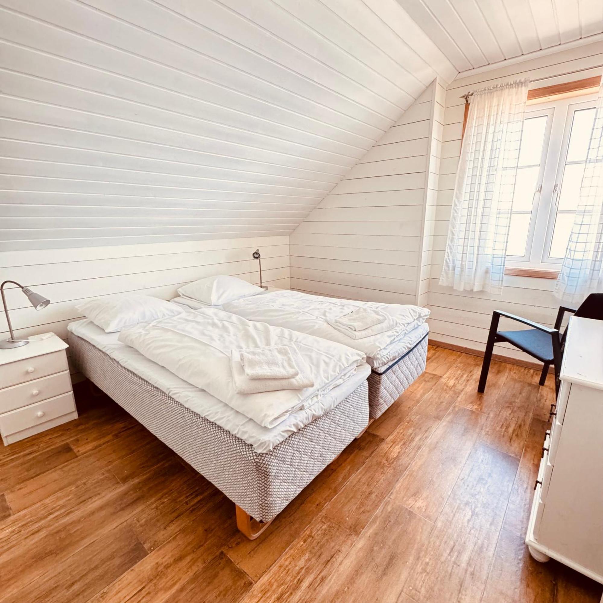 Sjoberg Hotell Og Ferie Leiligheter Østhusvik Exterior foto