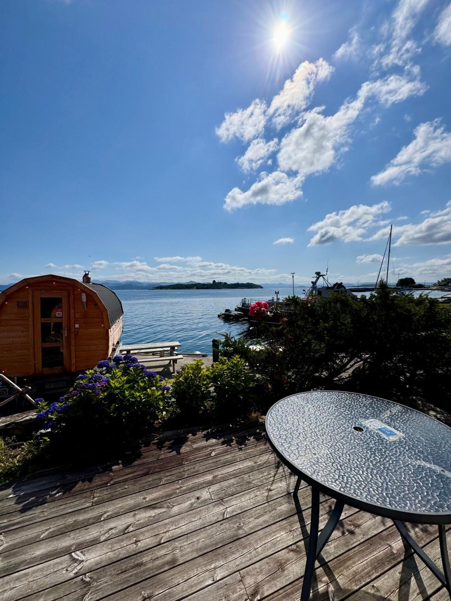 Sjoberg Hotell Og Ferie Leiligheter Østhusvik Exterior foto