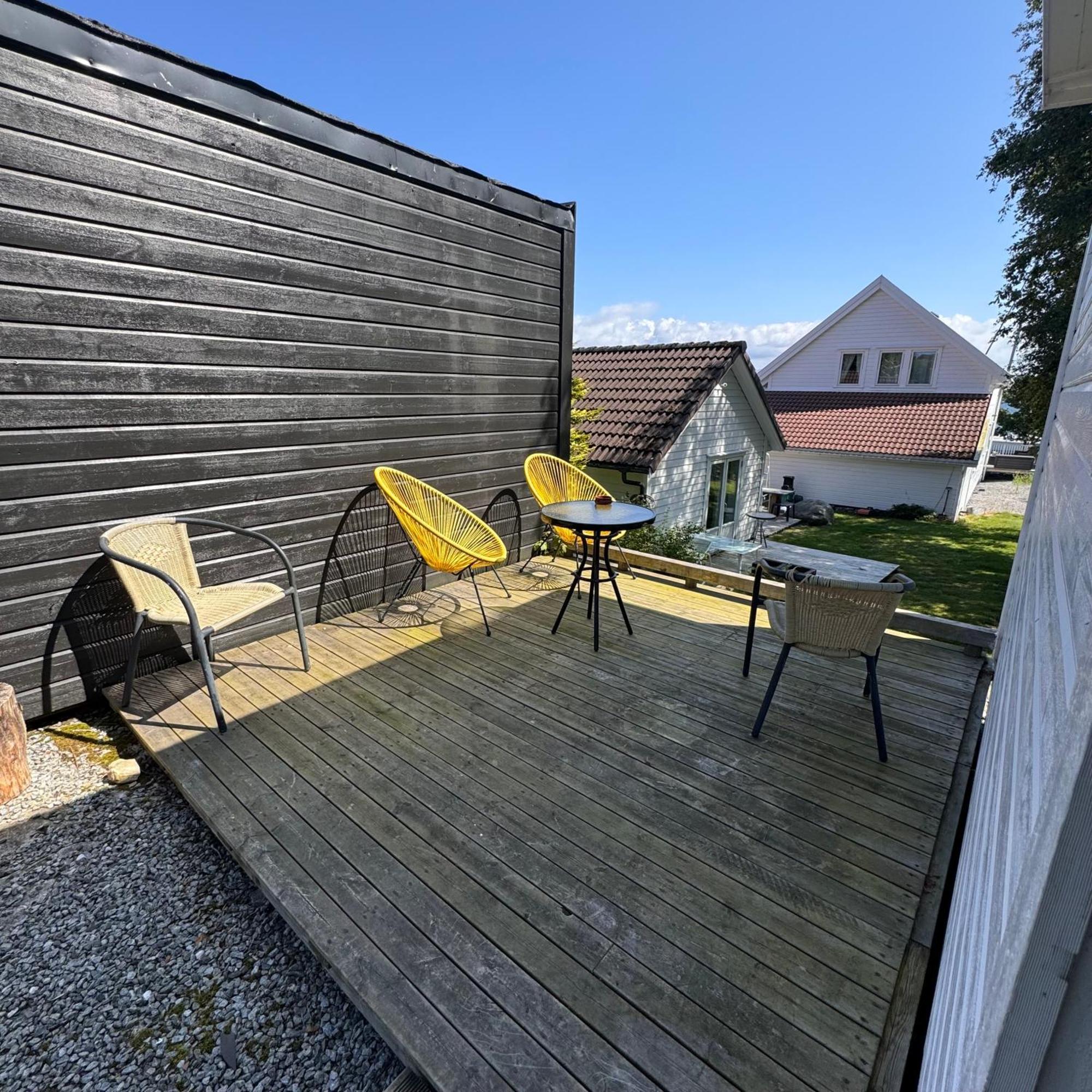 Sjoberg Hotell Og Ferie Leiligheter Østhusvik Exterior foto