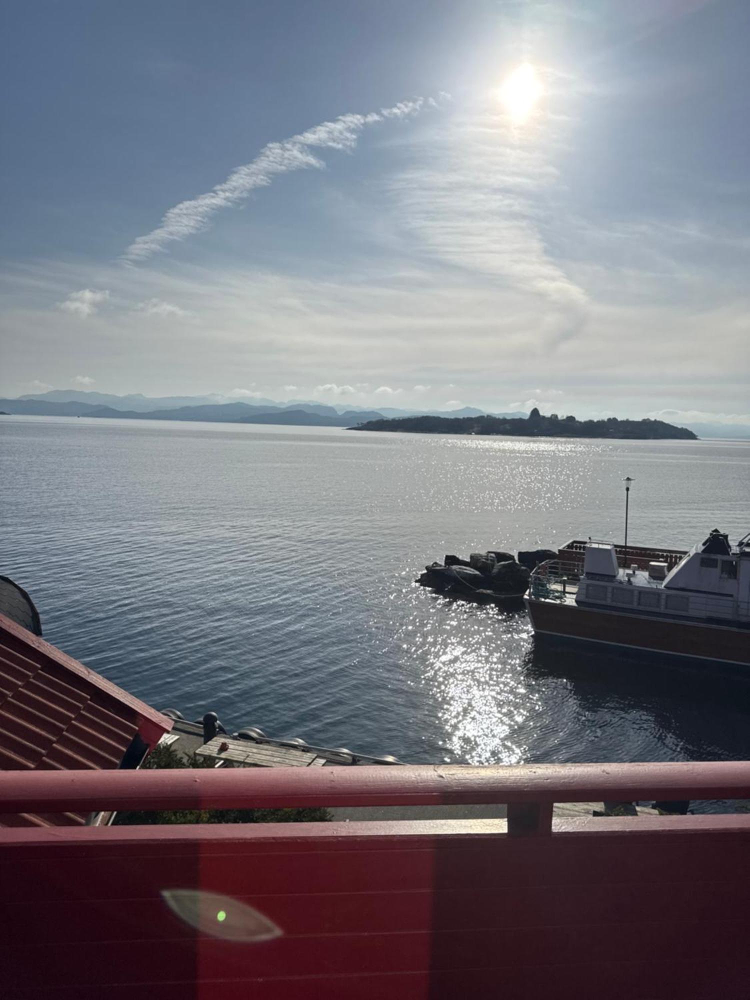 Sjoberg Hotell Og Ferie Leiligheter Østhusvik Exterior foto